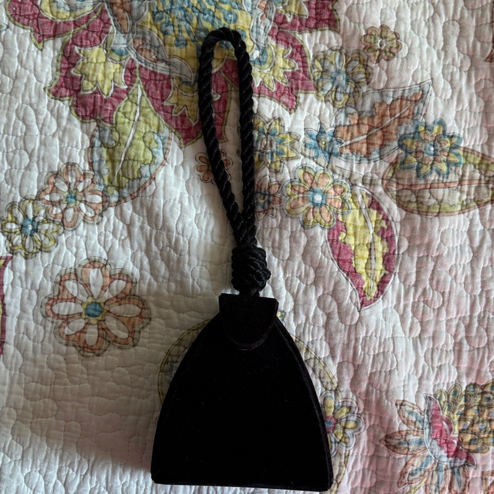 Black Velvet Handbag with Braided Handle